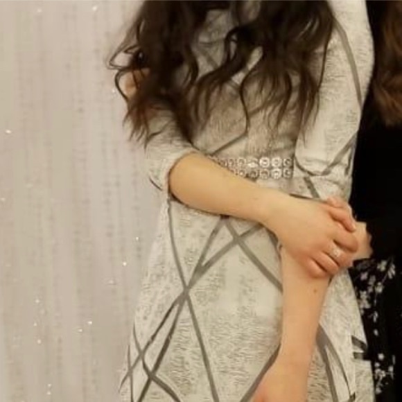 Silver gown NWOT- negotiable - Picture 2 of 7